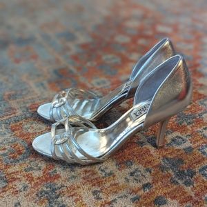 Badgley Mischka Women's 6M Kennedy Platino Leather Bridal Evening Heels Sandals